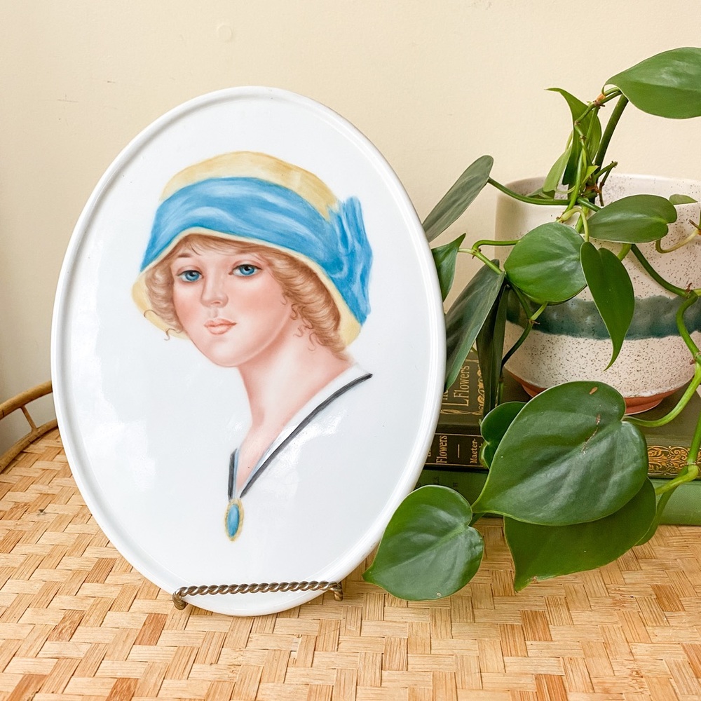 Vintage 80s Porcelain Portrait of a 1920s Woman